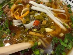 -湘人龙记老长沙米粉(鸟巢店)