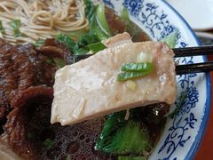 -伟记奥面馆(养育巷店)