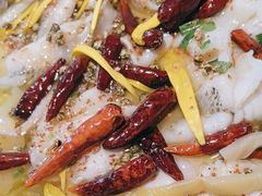 -渔语鱼酸菜鱼新川菜(来福士店)