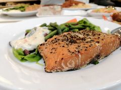 热熏三文鱼配刀豆色拉-宜家·瑞典风味餐厅(北京西红门店)