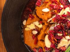 红锅-周幺妹重庆老火锅(银泰城总店)