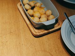 蛋黄芝心年糕-蜜桃餐厅·伴山(绿宝广场店)