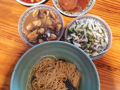 葱油拌面-老外婆本帮面(塔城路店)