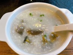 皮蛋瘦肉粥-小城粥道·海胆鲜虾粥(解放广场店)