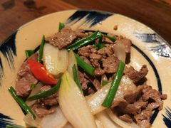 -Cuc Gach Quan Restaurant