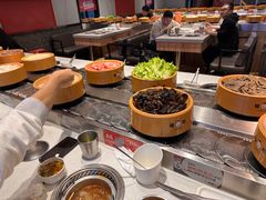 -龍歌自助小火锅(市北CBD万达店)