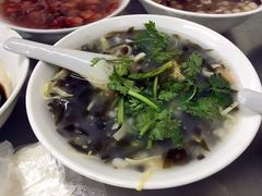 -芳婆糕团店(王府大街店)