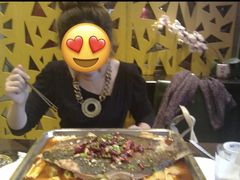 -鸣记脆皮烤鱼·海鲜烤鱼(三八广场店)