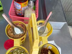 -榮泰米粉湯(Left Shop)