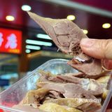 这不是我们从小吃的陈林鸭子吗？开进夫子庙啦！