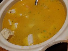 -泉畔人家·老济南经典鲁菜(大明湖店)