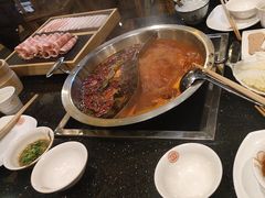 -百年川椒重庆老火锅(光谷店)
