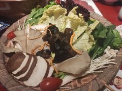 -前门·鲜肉火锅(长风店)