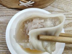 -珊珊小笼馆(仙霞路店)