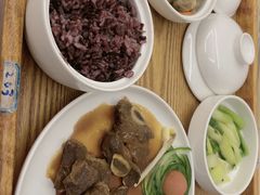 -雪梅月子中心(华侨城店)