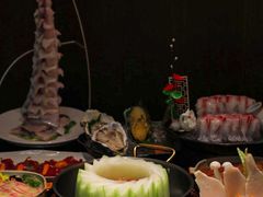 -得意咚瓜·顺德鱼生·冬瓜火锅(深圳首店)