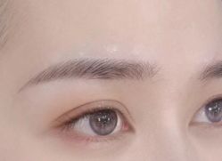 -莲姿娜半永久纹眉皮肤管理