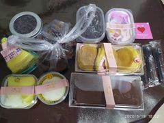 -壹心榴莲千层蛋糕甜品店