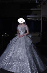 -艾米丽婚纱礼服