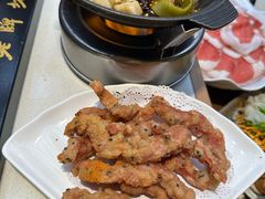 -老牌坊云南鱼豆花火锅(哈西万达店)