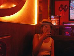 -無名记忆Music Bar夜景怀旧酒吧