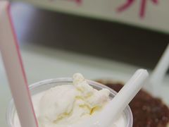 椰汁菠萝冰雪糕-百花传统甜品店(原址店)