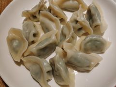 -茸梅路右拐龙虾-农家菜(松江店)