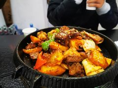 -撒拉人家.酸菜牦牛肉火锅