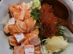 三文鱼亲子饭-鸭川食堂·鳗丼(鼓楼店)