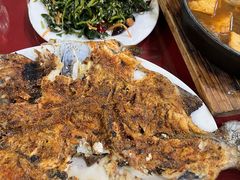 -北京龙庆四季香农家饭庄·灶台鱼·碳烤虹鳟鱼(龙庆峡店)