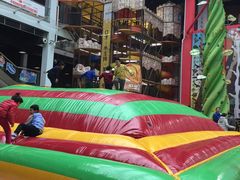 -蒙特利亲子乐园