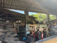 -满記土窑烧鷄波浪山莊