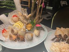 -领鲜天下·焗海鲜·花胶鸡(天目里店)
