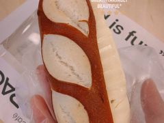 现熬蓝莓芝士碱水棒-PAOPAO Bakery&Café(港汇店)