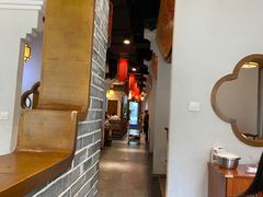 -万重锦·人文川菜馆(骡马市店)