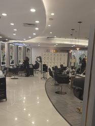 点击看大图 -八佰伴8008星级形象店