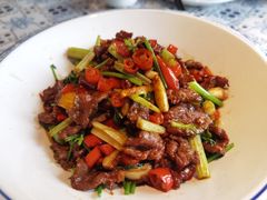 现炒黄牛肉-邻里佬湘(东区店)