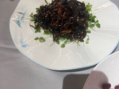 龙城黑鸡枞-贵州大厦贵州厅(樱花园西街店)