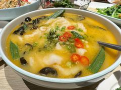 -小船渔村•大连菜•大连焖鱼(黄河路店)