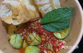Satay Meatball Long Noodles