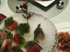 -八府香鸭·啫啫煲(华山路店)