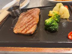 -必胜客(尹山湖歌林公园店)