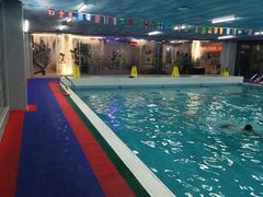 -蓝海豚游泳俱乐部(徐汇东安路店)