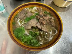 -花溪牛肉粉(八鸽岩店)