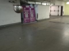 -正大乐城徐汇店-地下停车库