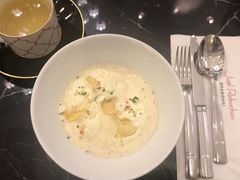-Salon de The de Joel Robuchon(外滩18号店)