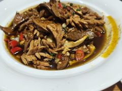 -黄泥岗·地道湖北菜(奥特莱斯店)