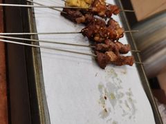 -清真磊磊烧烤老店(饮虎池街34号店)