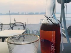-游心咖啡(青山滨江店)