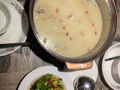 -鸣牌鸡煲(大岭山店)